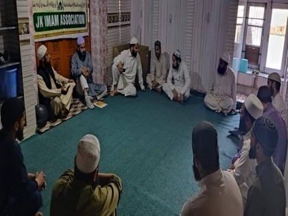 Imams stress on preventing dowry deaths, drug abuse, suicides | Imams stress on preventing dowry deaths, drug abuse, suicides