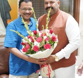 AAP's MP-elect Rinku calls on Kejriwal, discuss development plans | AAP's MP-elect Rinku calls on Kejriwal, discuss development plans AAP's MP-elect Rinku calls on Kejriwal, discuss development plans | AAP's MP-elect Rinku calls on Kejriwal, discuss development plans