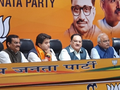 Resurrecting Madhavrao Scindia, Jyotiraditya blasts Cong joins BJP | Resurrecting Madhavrao Scindia, Jyotiraditya blasts Cong joins BJP Resurrecting Madhavrao Scindia, Jyotiraditya blasts Cong joins BJP | Resurrecting Madhavrao Scindia, Jyotiraditya blasts Cong joins BJP