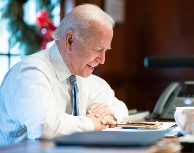 Biden signs executive orders to expand food stamps, up federal pay | Biden signs executive orders to expand food stamps, up federal pay