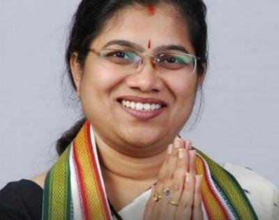 Palvai Sravanthi is Cong candidate for Munugode by-poll | Palvai Sravanthi is Cong candidate for Munugode by-poll