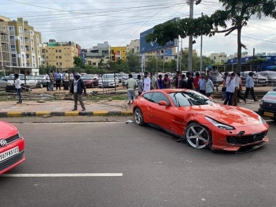 Speeding Ferrari knocks down, kills watchman in Hyderabad | Speeding Ferrari knocks down, kills watchman in Hyderabad