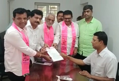 TRS seeks disqualification of BJP candidate over Rs 18K cr contract | TRS seeks disqualification of BJP candidate over Rs 18K cr contract