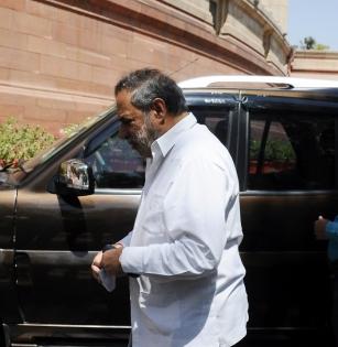 Congress' Anand Sharma denies meeting Nadda | Congress' Anand Sharma denies meeting Nadda