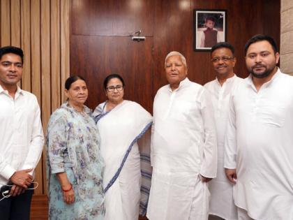 Lalu Yadav still strong enough to fight BJP: Mamata Banerjee | Lalu Yadav still strong enough to fight BJP: Mamata Banerjee