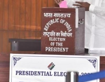 146 Odisha MLAs cast vote in 16th Presidential Poll | 146 Odisha MLAs cast vote in 16th Presidential Poll