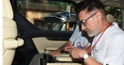 Aamir Khan's salt and pepper look goes viral | Aamir Khan's salt and pepper look goes viral Aamir Khan's salt and pepper look goes viral | Aamir Khan's salt and pepper look goes viral