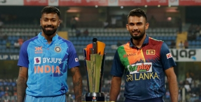 1st T20I: Sri Lanka win toss, elect to field first as India hand debuts to Shubman, Shivam Mavi | 1st T20I: Sri Lanka win toss, elect to field first as India hand debuts to Shubman, Shivam Mavi