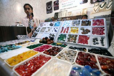 71% jump in India's gems and jewellery exports | 71% jump in India's gems and jewellery exports