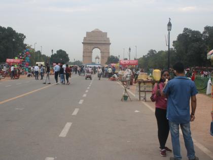 Delhi records max of 34.4 degrees Celsius, partly cloudy sky predicted for Monday | Delhi records max of 34.4 degrees Celsius, partly cloudy sky predicted for Monday Delhi records max of 34.4 degrees Celsius, partly cloudy sky predicted for Monday | Delhi records max of 34.4 degrees Celsius, partly cloudy sky predicted for Monday