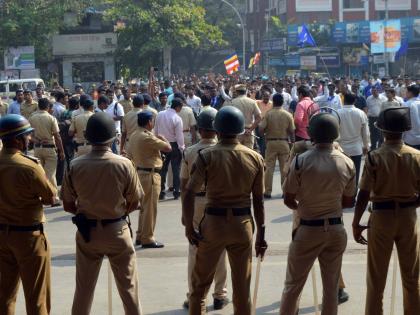 Maratha stir: Stray violence continues, Maha police hit back with cases against protestors | Maratha stir: Stray violence continues, Maha police hit back with cases against protestors Maratha stir: Stray violence continues, Maha police hit back with cases against protestors | Maratha stir: Stray violence continues, Maha police hit back with cases against protestors