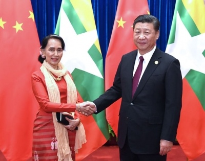 China builds high-tech border fence, Myanmar unhappy | China builds high-tech border fence, Myanmar unhappy