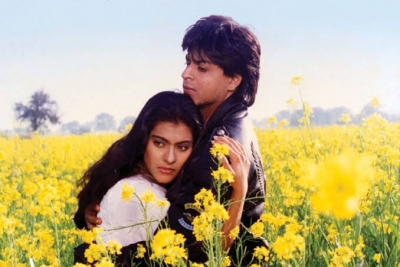 SRK's 57th birthday celebrated with screening of 'DDLJ' in 28 PVR cinemas | SRK's 57th birthday celebrated with screening of 'DDLJ' in 28 PVR cinemas SRK's 57th birthday celebrated with screening of 'DDLJ' in 28 PVR cinemas | SRK's 57th birthday celebrated with screening of 'DDLJ' in 28 PVR cinemas
