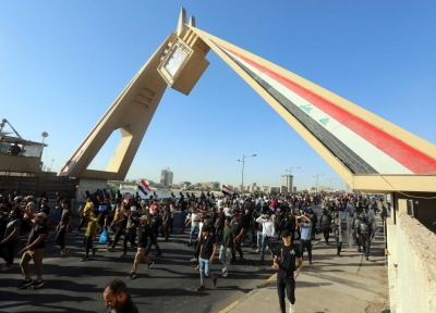 Protesters storm Iraq's Parliament against new PM's nomination | Protesters storm Iraq's Parliament against new PM's nomination