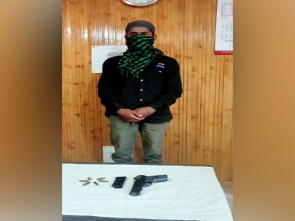 J-K police arrests LeT terrorist in Hajin; arms, ammunition seized | J-K police arrests LeT terrorist in Hajin; arms, ammunition seized