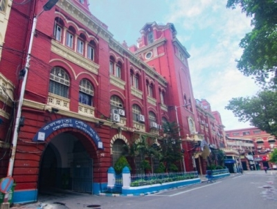 KMC faces Calcutta HC's ire for delay in removing illegal structures from RBU campus | KMC faces Calcutta HC's ire for delay in removing illegal structures from RBU campus