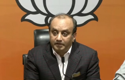 BJP criticises Congress 'satyagraha' protest against Rahul's disqualification | BJP criticises Congress 'satyagraha' protest against Rahul's disqualification