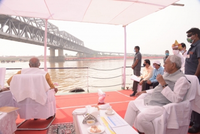 Nitish Kumar inspects Chhath preparations in Patna | Nitish Kumar inspects Chhath preparations in Patna