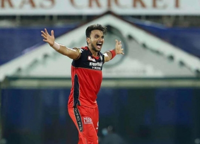 IPL Mega Auction: Harshal Patel reunited with RCB for Rs 10.75 crore | IPL Mega Auction: Harshal Patel reunited with RCB for Rs 10.75 crore