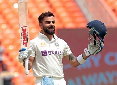 4th Test, Day 4: Kohli scores long-awaited 28th Test ton as India inch closer to lead | 4th Test, Day 4: Kohli scores long-awaited 28th Test ton as India inch closer to lead