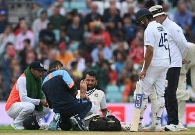 Sharma, Pujara suffer niggles, don't come out to field | Sharma, Pujara suffer niggles, don't come out to field