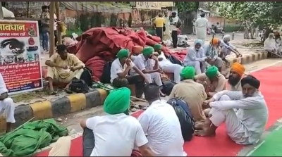 Farmers reach Jantar Mantar, Delhi borders witness massive jams | Farmers reach Jantar Mantar, Delhi borders witness massive jams