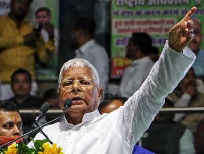 ED made my pregnant daughter-in-law sit for 15 hrs: Lalu Prasad after raids | ED made my pregnant daughter-in-law sit for 15 hrs: Lalu Prasad after raids