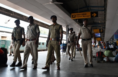 RPF catches over 1200 transgenders for creating nuisance in trains | RPF catches over 1200 transgenders for creating nuisance in trains
