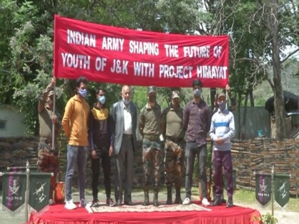 Army sends 12 unemployed Kashmiri youth to Jammu for skill training under project Himayat | Army sends 12 unemployed Kashmiri youth to Jammu for skill training under project Himayat