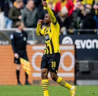 Dortmund return to winning ways, Bayern maintain lead in Bundesliga | Dortmund return to winning ways, Bayern maintain lead in Bundesliga