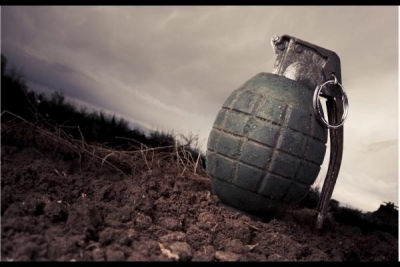 CRPF trooper injured in grenade blast in Srinagar | CRPF trooper injured in grenade blast in Srinagar CRPF trooper injured in grenade blast in Srinagar | CRPF trooper injured in grenade blast in Srinagar