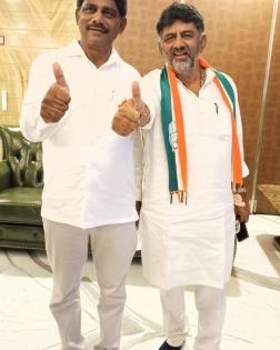 Want to see my brother as CM: Shivakumar's brother after meeting Kharge | Want to see my brother as CM: Shivakumar's brother after meeting Kharge