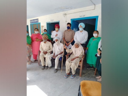 Centenarians emerge as face of vaccination drive in Punjab's Patiala | Centenarians emerge as face of vaccination drive in Punjab's Patiala