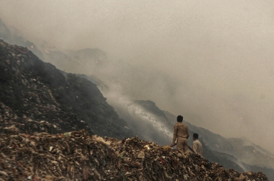 Ex-Delhi HC Judge-led panel to look into Ghazipur landfill fire | Ex-Delhi HC Judge-led panel to look into Ghazipur landfill fire