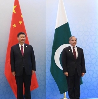 Xi, Shehbaz meet on SCO sidelines | Xi, Shehbaz meet on SCO sidelines