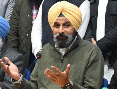 'Cases before elections', SC grants protection from arrest to Bikram Singh Majithia till Feb 23 | 'Cases before elections', SC grants protection from arrest to Bikram Singh Majithia till Feb 23