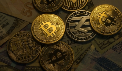 Bitcoin slumps up to 20% after Wall Street selloff | Bitcoin slumps up to 20% after Wall Street selloff