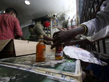 Kerala: 4 tipplers in custody for pointing gun as outlet refuses liquor | Kerala: 4 tipplers in custody for pointing gun as outlet refuses liquor