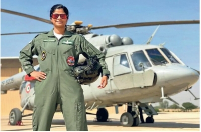 Flt Lt Rathore to be first woman leading R-Day Parade flypast | Flt Lt Rathore to be first woman leading R-Day Parade flypast