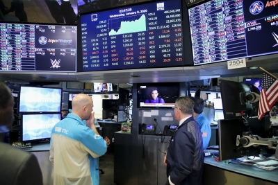 US stocks gain as tech shares rally | US stocks gain as tech shares rally
