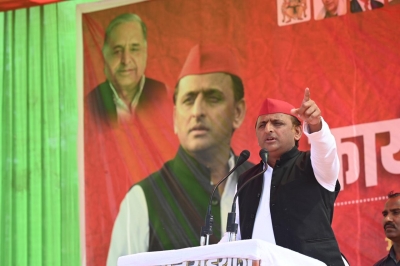 UP tops in ease of committing crime, not business: Akhilesh | UP tops in ease of committing crime, not business: Akhilesh