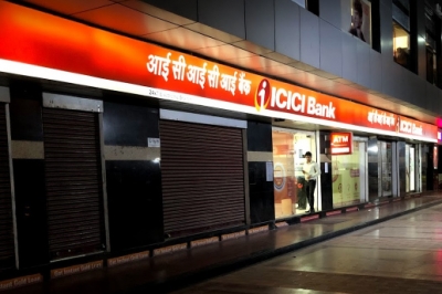 ICICI Bank market-cap hit Rs 6 lakh cr, stock rises record high | ICICI Bank market-cap hit Rs 6 lakh cr, stock rises record high