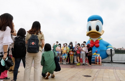 Shanghai Disneyland reopens after Covid-triggered closure | Shanghai Disneyland reopens after Covid-triggered closure