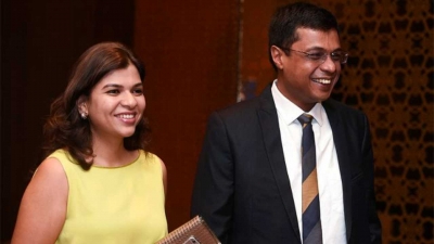 Flipkart founder Bansal's wife raises 'life threat from hubby' alarm (4th Ld) | Flipkart founder Bansal's wife raises 'life threat from hubby' alarm (4th Ld) Flipkart founder Bansal's wife raises 'life threat from hubby' alarm (4th Ld) | Flipkart founder Bansal's wife raises 'life threat from hubby' alarm (4th Ld)