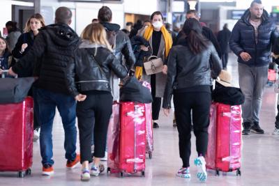 Paris Orly Airport reopens after 3-month shutdown | Paris Orly Airport reopens after 3-month shutdown