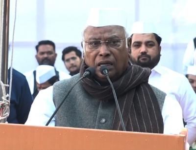 Step out of your homes against inflation, unemployment: Kharge | Step out of your homes against inflation, unemployment: Kharge