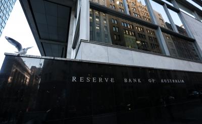 Australian central bank holds cash rate at 0.1% | Australian central bank holds cash rate at 0.1%