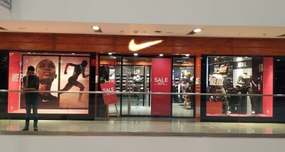 Covid-19: Nike closes hundreds of stores around the world | Covid-19: Nike closes hundreds of stores around the world Covid-19: Nike closes hundreds of stores around the world | Covid-19: Nike closes hundreds of stores around the world