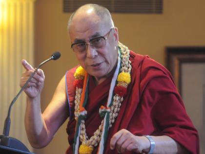 Dalai Lama greets Modi on Chandrayaan-3 success | Dalai Lama greets Modi on Chandrayaan-3 success Dalai Lama greets Modi on Chandrayaan-3 success | Dalai Lama greets Modi on Chandrayaan-3 success