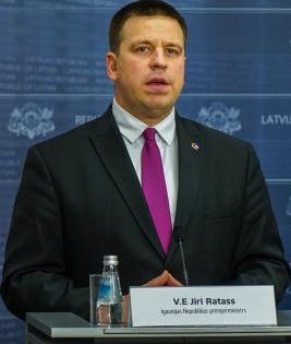 Estonian PM submits resignation to Prez | Estonian PM submits resignation to Prez